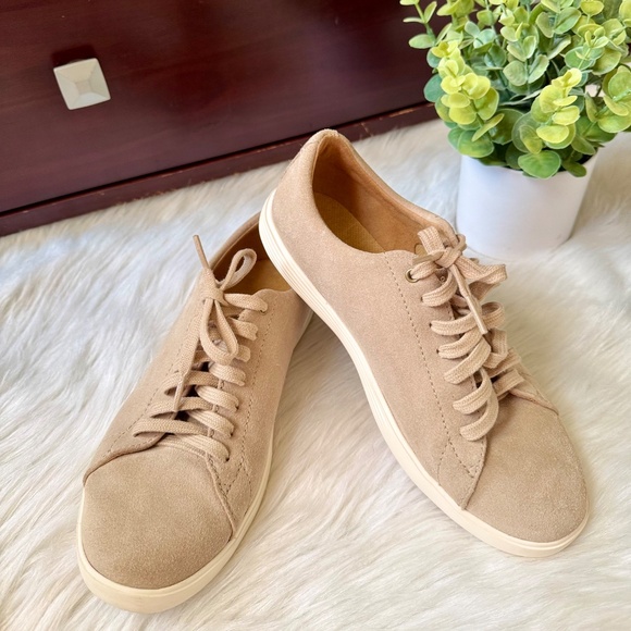 Cole Haan Grand Crosscourt II Suede Lace-Up Sneakers Beige Taupe Women’s 8.5B - Picture 1 of 14